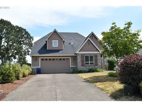 1817 N Barlow Street Cornelius OR 97113