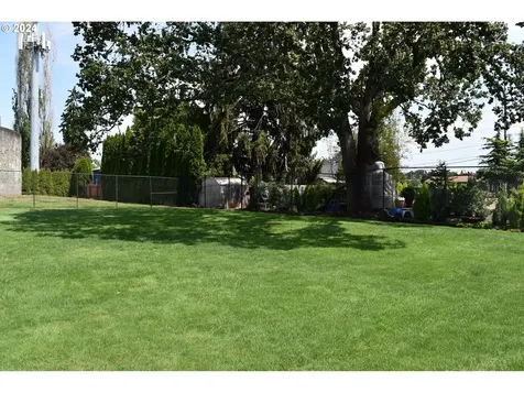 1817 N Barlow Street Cornelius OR 97113