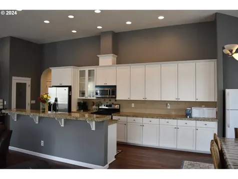 1817 N Barlow Street Cornelius OR 97113