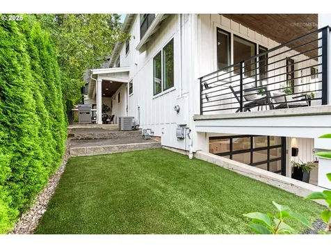 4278 SW Carson Street Portland OR 97219