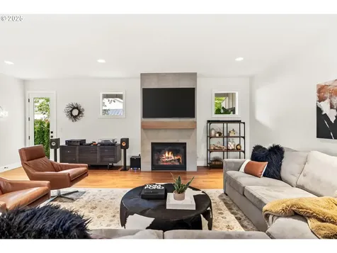 4278 SW Carson Street Portland OR 97219