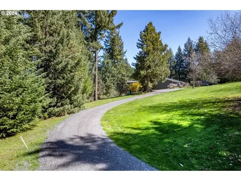3981 Sherrard Road Hood River OR 97031