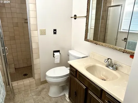 5475 Sw Elm Avenue Beaverton OR 97005
