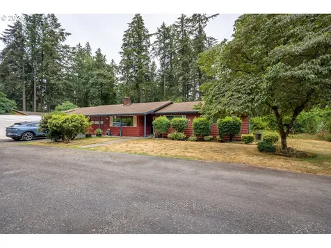 16625 Astor Avenue Lake Oswego OR 97035