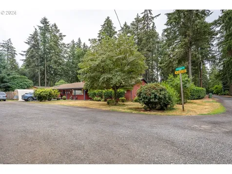 16625 Astor Avenue Lake Oswego OR 97035