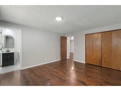 2015 SE 134th Avenue Vancouver WA 98683