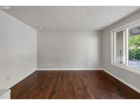 2015 SE 134th Avenue Vancouver WA 98683