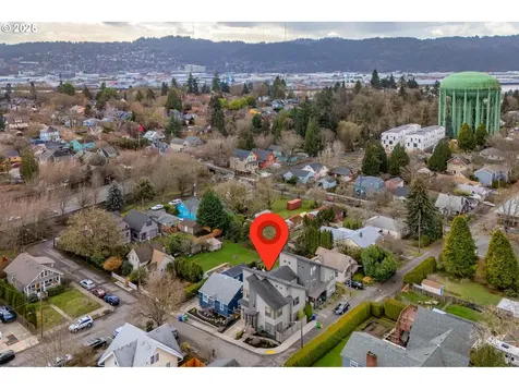 4709 N Colonial Avenue Portland OR 97217