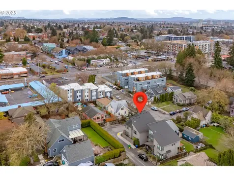 4709 N Colonial Avenue Portland OR 97217