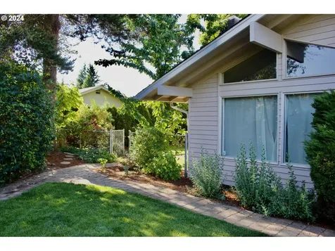 2201 NW 88th Street Vancouver WA 98665