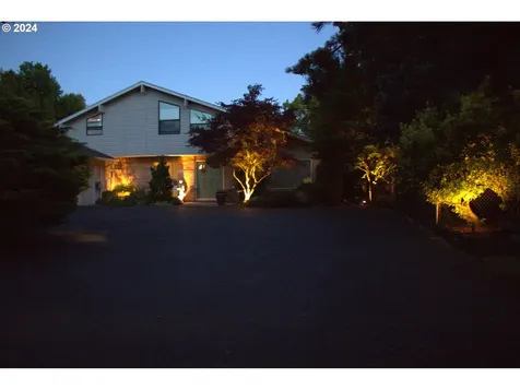 2201 NW 88th Street Vancouver WA 98665