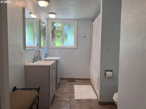 2201 NW 88th Street Vancouver WA 98665