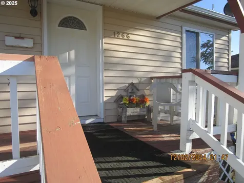 1266 N Folsom Court Coquille OR 97423