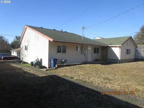 1266 N Folsom Court Coquille OR 97423