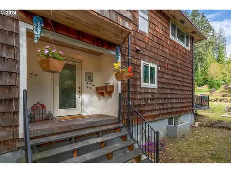 3516 Sunset Way Longview WA 98632