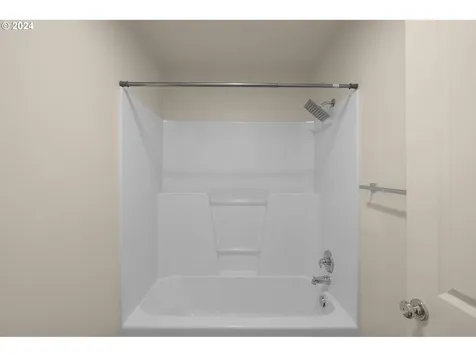 6103 Ne 34th Street Vancouver WA 98661