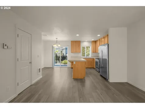6103 Ne 34th Street Vancouver WA 98661