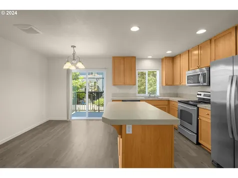 6103 Ne 34th Street Vancouver WA 98661