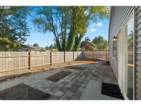 745 SW 12th Street Troutdale OR 97060