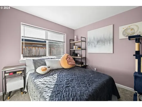 745 SW 12th Street Troutdale OR 97060