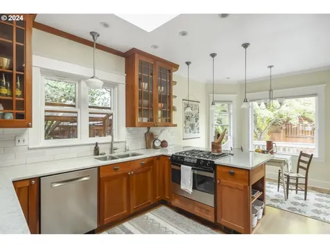 3415 SE Harrison Street Portland OR 97214