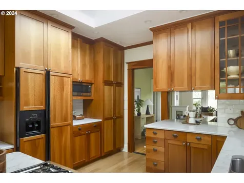 3415 SE Harrison Street Portland OR 97214