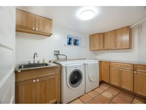 3415 SE Harrison Street Portland OR 97214