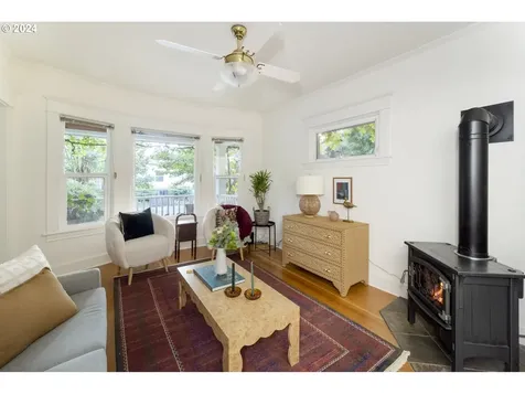 3415 SE Harrison Street Portland OR 97214
