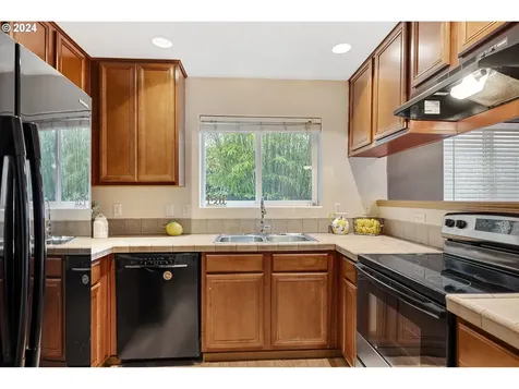 8329 N Newman Avenue Portland OR 97203