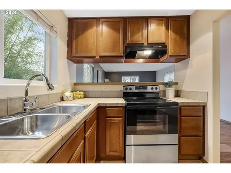 8329 N Newman Avenue Portland OR 97203