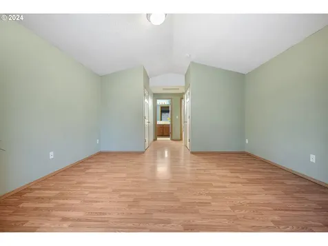 8329 N Newman Avenue Portland OR 97203