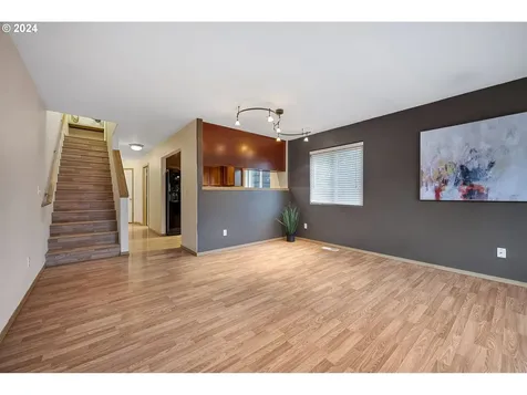 8329 N Newman Avenue Portland OR 97203