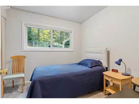 5727 S Corbett Avenue Portland OR 97239