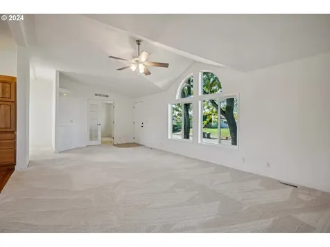 8559 S Park Court Canby OR 97013