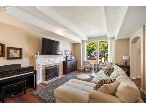 12005 Se Deerfield Drive Happy Valley OR 97086