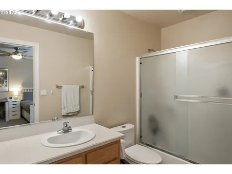 12005 Se Deerfield Drive Happy Valley OR 97086