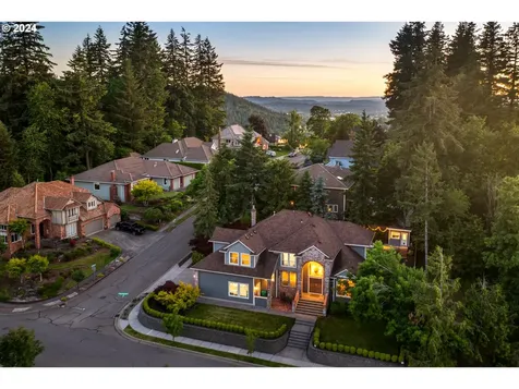 12005 Se Deerfield Drive Happy Valley OR 97086