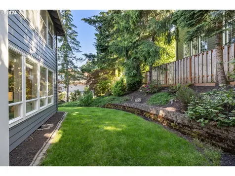 12005 Se Deerfield Drive Happy Valley OR 97086