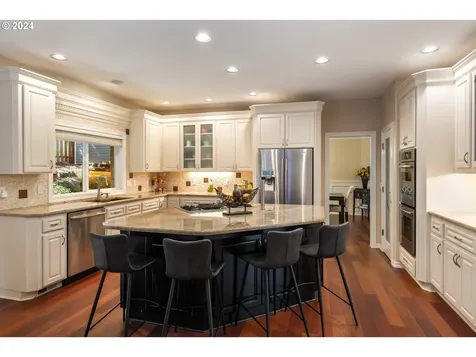 12005 Se Deerfield Drive Happy Valley OR 97086