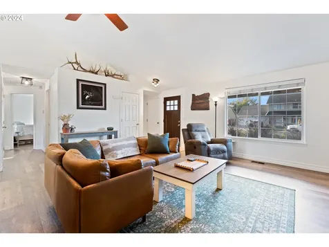 1219 Homestead Place Molalla OR 97038