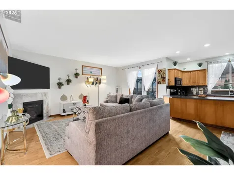 154 SW Sandlewood Loop Gresham OR 97030