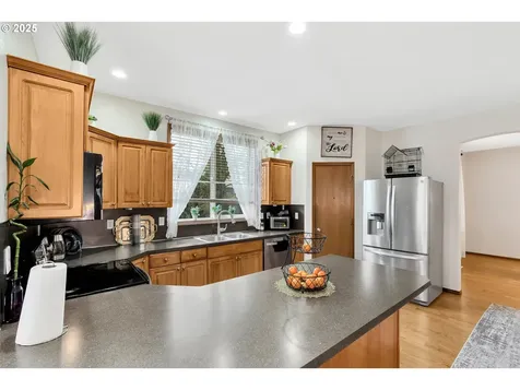 154 SW Sandlewood Loop Gresham OR 97030