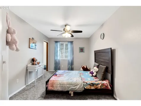 154 SW Sandlewood Loop Gresham OR 97030