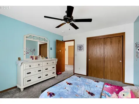 154 SW Sandlewood Loop Gresham OR 97030