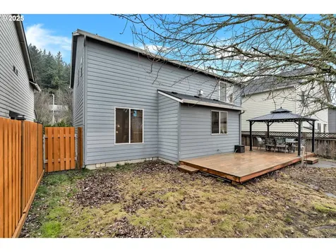 154 SW Sandlewood Loop Gresham OR 97030