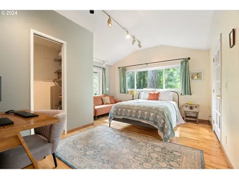 3110 SW Arnold Street Portland OR 97219