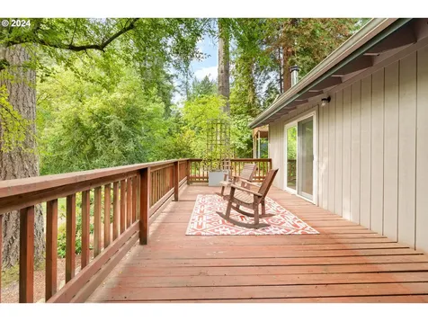3110 SW Arnold Street Portland OR 97219