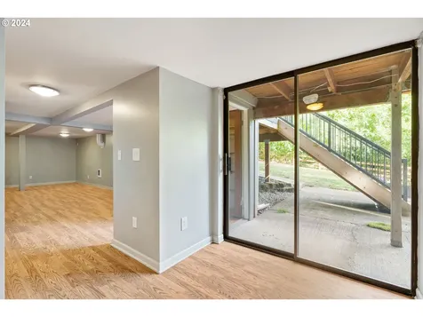 3110 SW Arnold Street Portland OR 97219