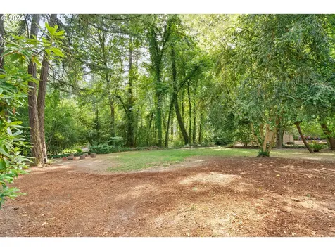 3110 SW Arnold Street Portland OR 97219