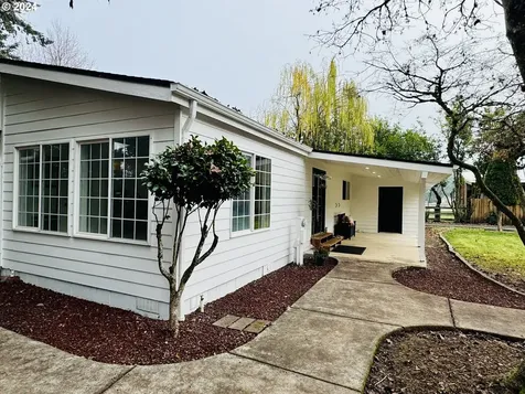 13933 S Graves Road Mulino OR 97042